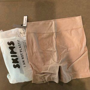 Skims Stretch Rib Shorts